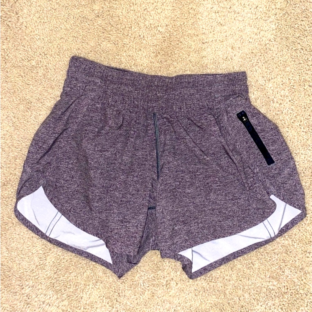 Lululemon Hotty Hot Shorts Size 4, 4”